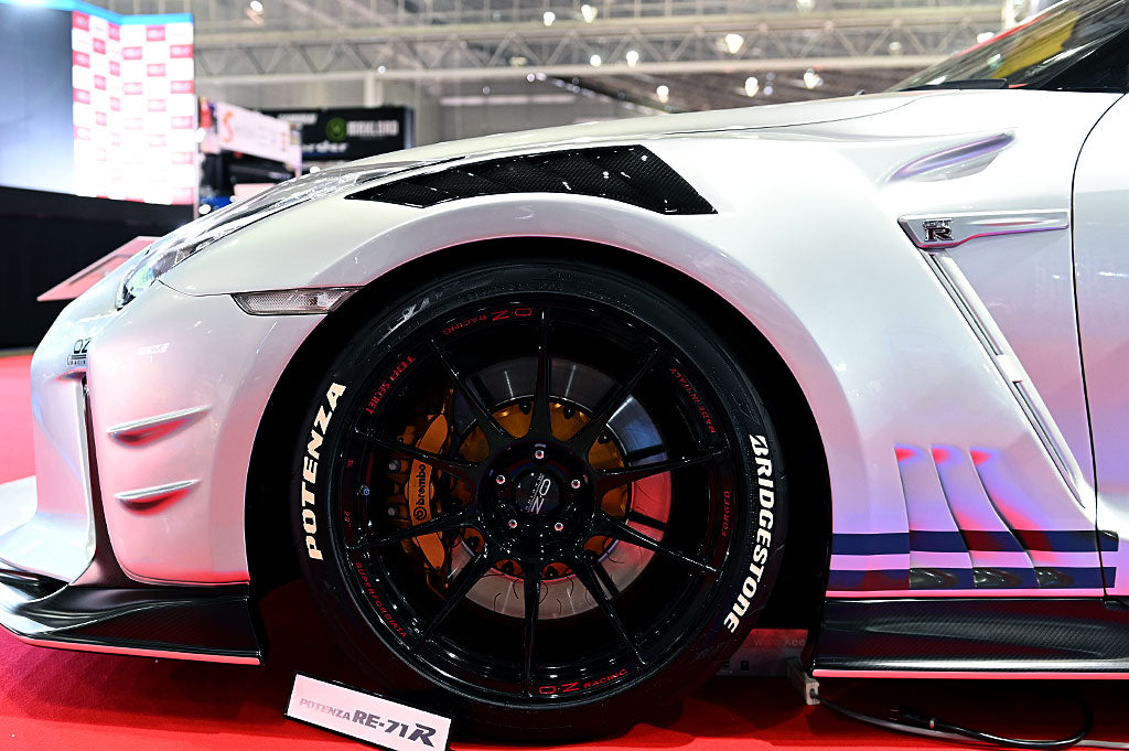 R35 GT Front Wide Fender