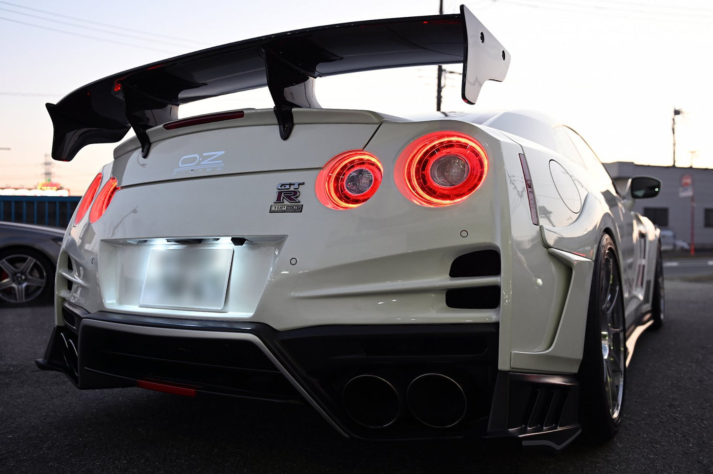 R35 GT Wing ST1