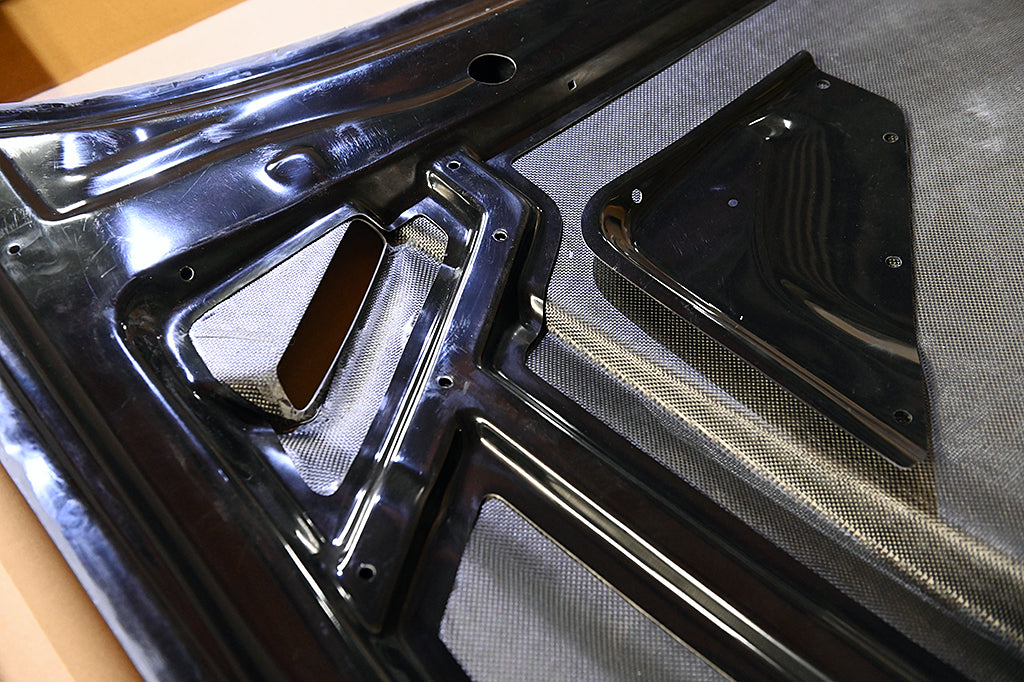 BNR34 GT-R G-FORCE Aero Bonnet