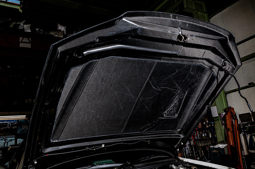 BNR34 Dry Carbon Bonnet