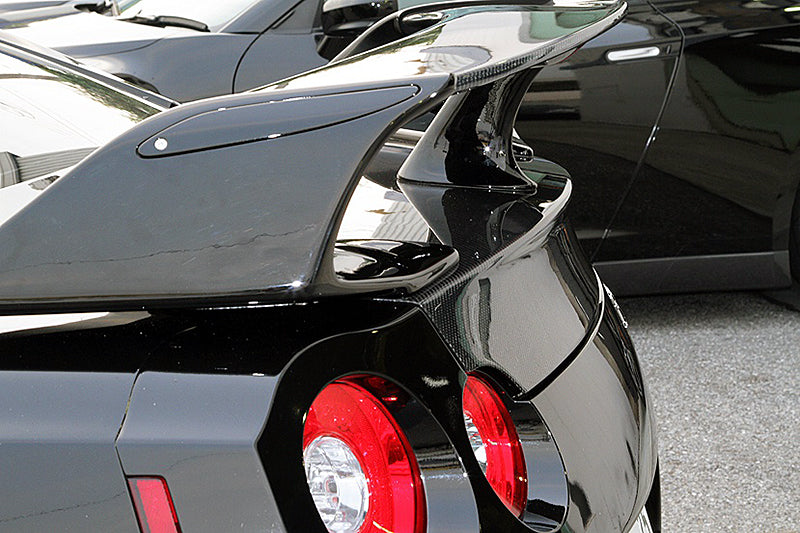 R35 Carbon Trunk