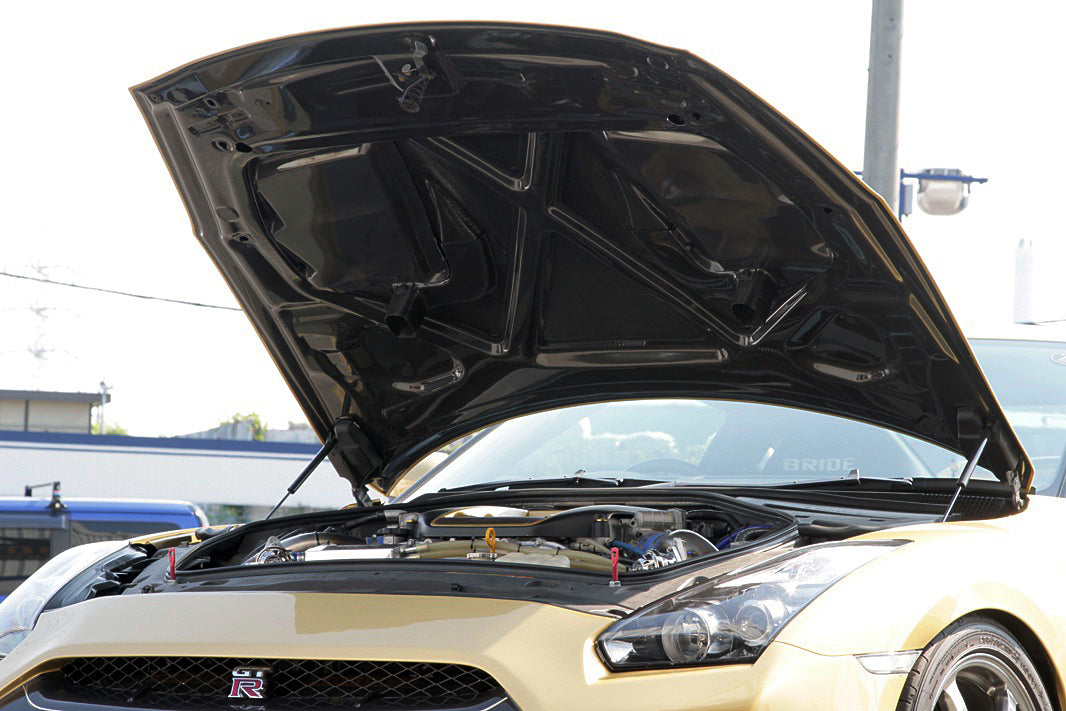 R35 Aero Bonnet