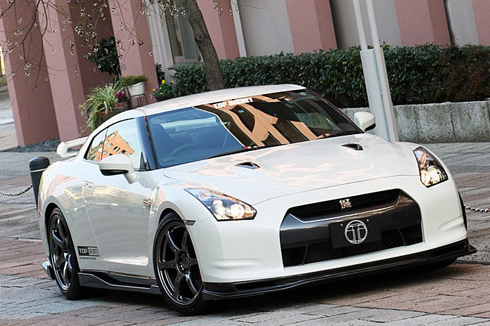 R35 Front Diffuser For Early Models
