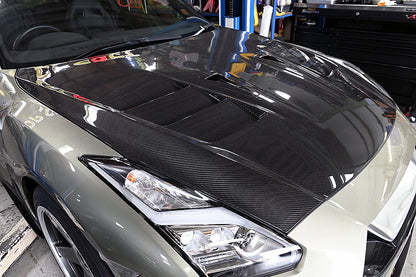 R35 Dry Carbon M17 Aero Bonnet