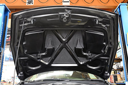 R35 Dry Carbon M17 Aero Bonnet