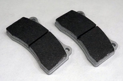 R35 Rear Brake Pads – For Steel Rotors