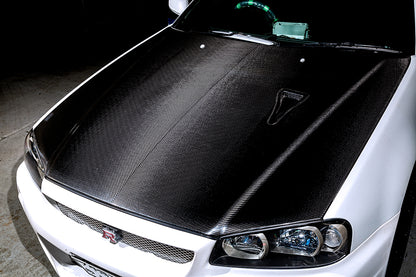 BNR34 Dry Carbon Bonnet