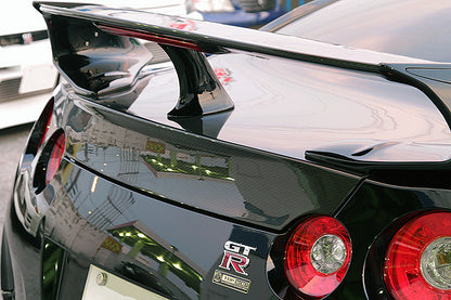 R35 Carbon Trunk